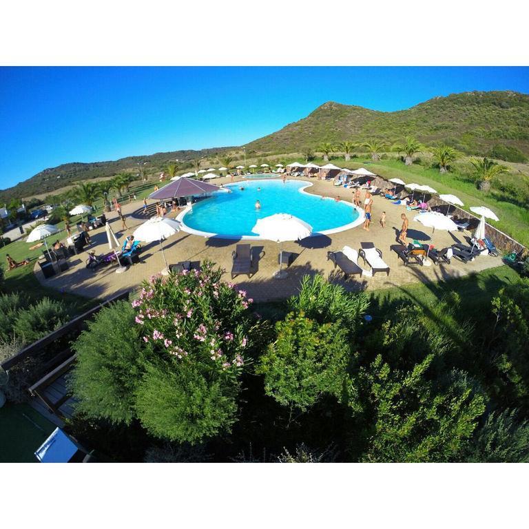 אלגהרו Residence Hotel Monte Ricciu מראה חיצוני תמונה